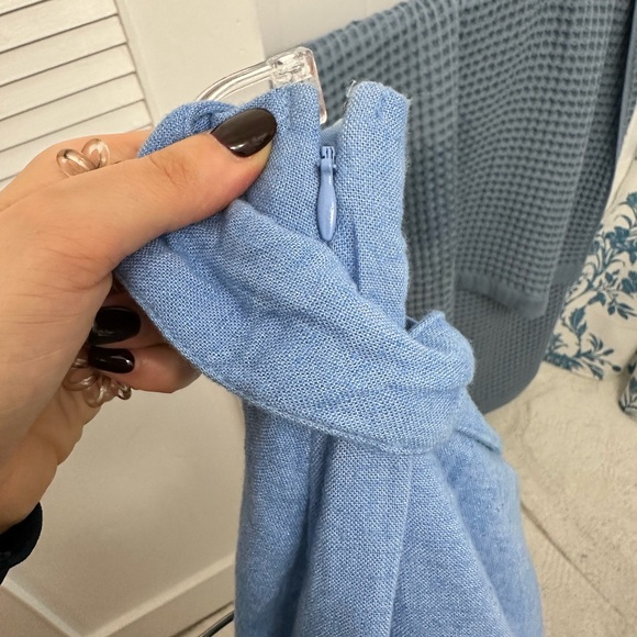 Abercrombie & Fitch Light Blue Linen Skirt w Belt and SHORTS underneath, Size L. - Picture 6 of 7